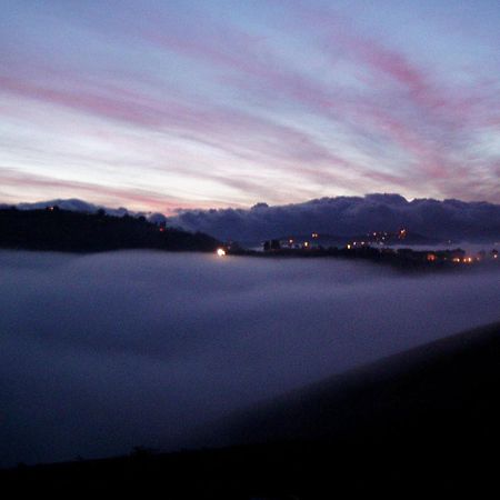 Agriturismo Tenuta Santa Maria Notaresco ภายนอก รูปภาพ
