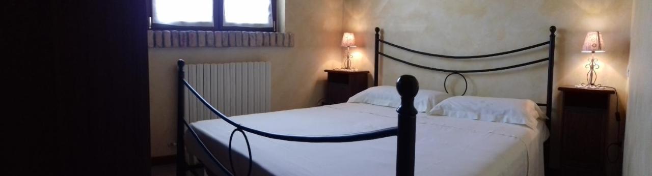 Agriturismo Tenuta Santa Maria Notaresco ภายนอก รูปภาพ
